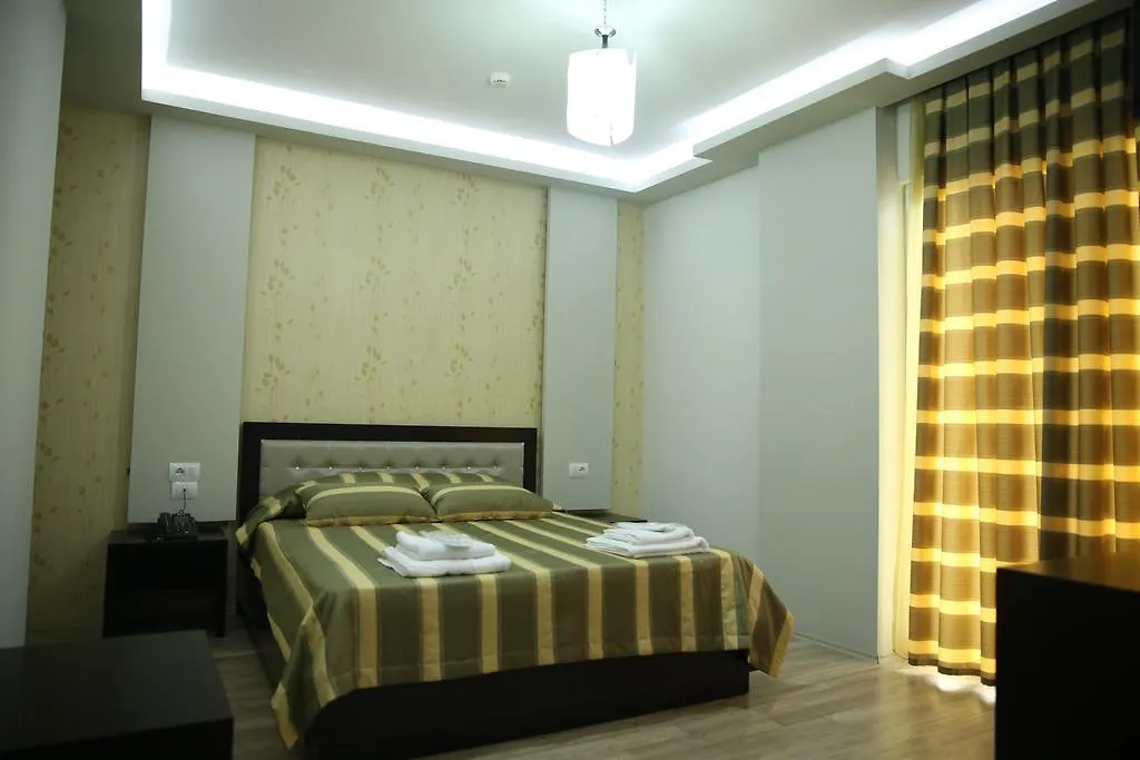 Hotel Pogradeci 4*, Pogradec